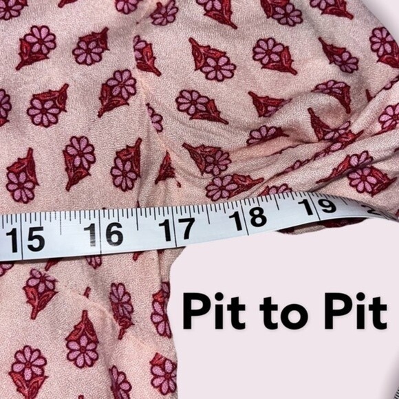 Hollister Boho Long Sleeve Crop Top Pink Flowy Button Front Shirt Womens Size M - Picture 6 of 9